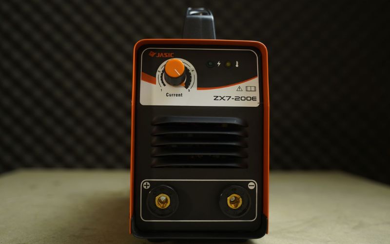 Máy hàn Jasic ZX7 200E