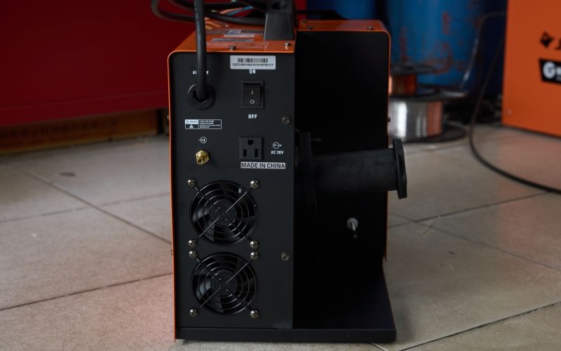 Máy hàn Mig đầu liền Jasic NB 220E