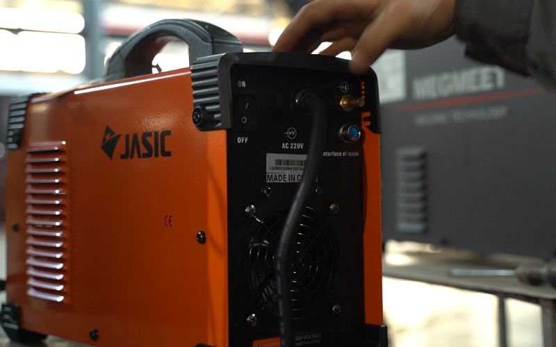 Máy hàn Tig nguội Jasic 250S W228