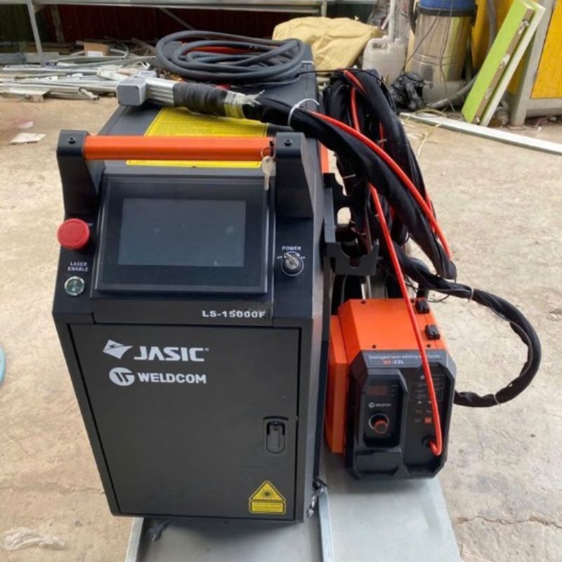 Máy hàn laser Jasic LS-15000F (Thế hệ thứ 3)